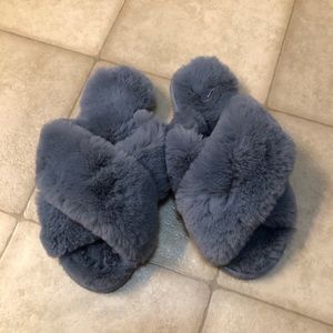 Loft slippers size 7-8